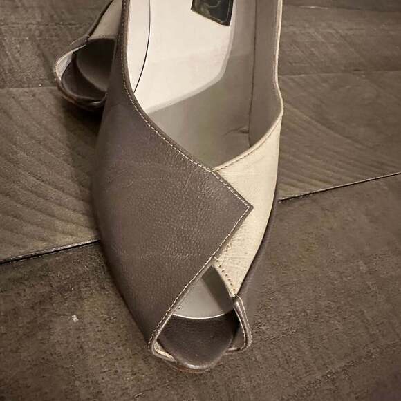 Vintage Grey Leather Pumps / Peep Toe Shoes / Stiletto Heels / Size 38 EU US 7 - Picture 4 of 5